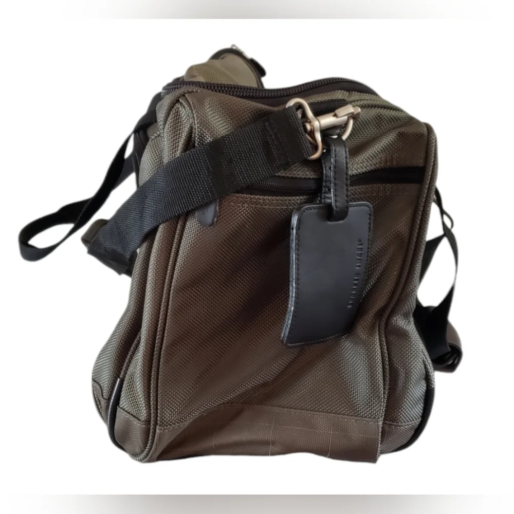 Sharper Image Olive Green Travel Bag Weekender